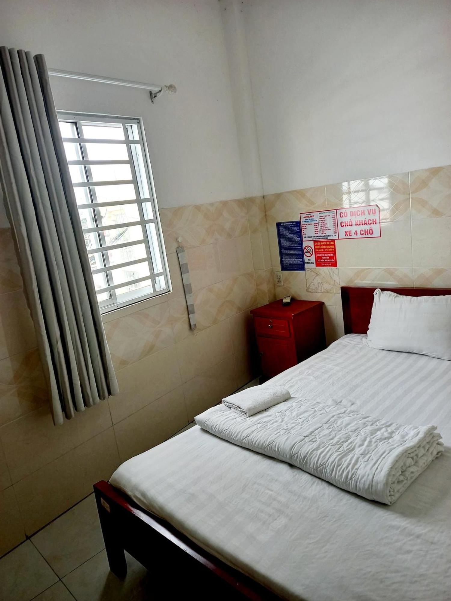Hotel Khach San Anh Sang Cần Thơ Zimmer foto